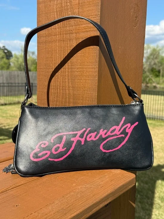 NWT Ed Hardy Black Shoulder Bag with Twin Unicorn Embroidery - Picture 6 of 10